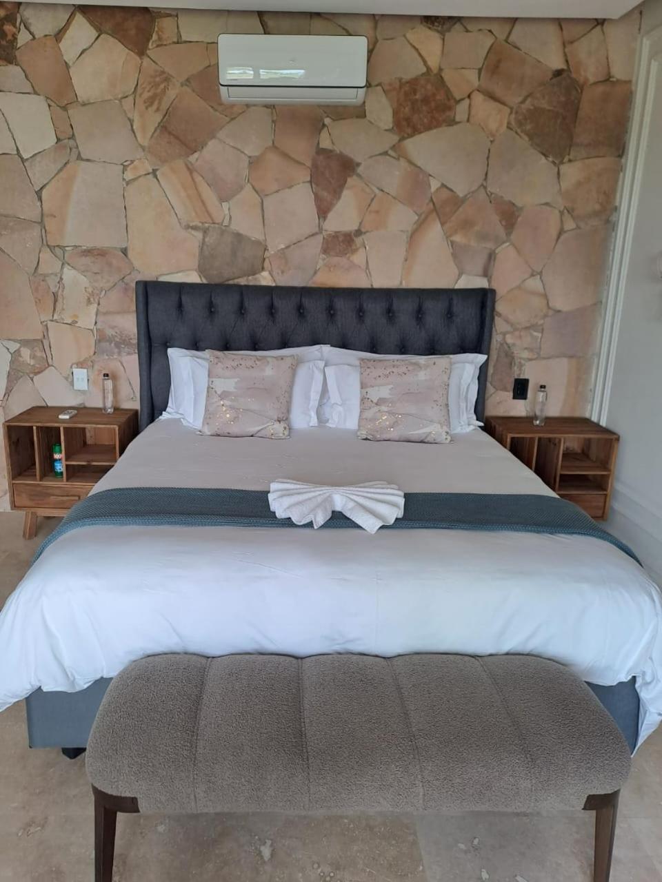 Lira Boutique Lodge Thohoyandou Exteriör bild